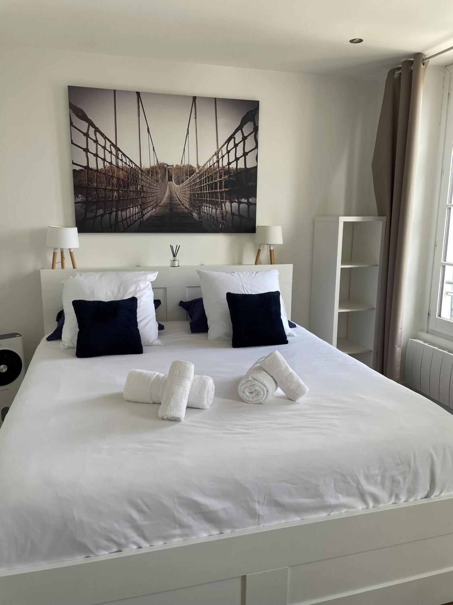 L'Essence Du Cachet Apartment Saint-Germain-en-Laye Bagian luar foto